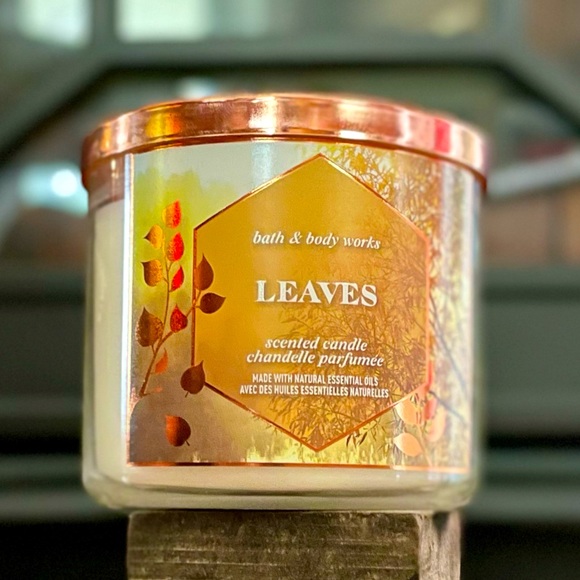 COPY - BBW 3 Wick Candle LEAVES - Picture 1 of 4